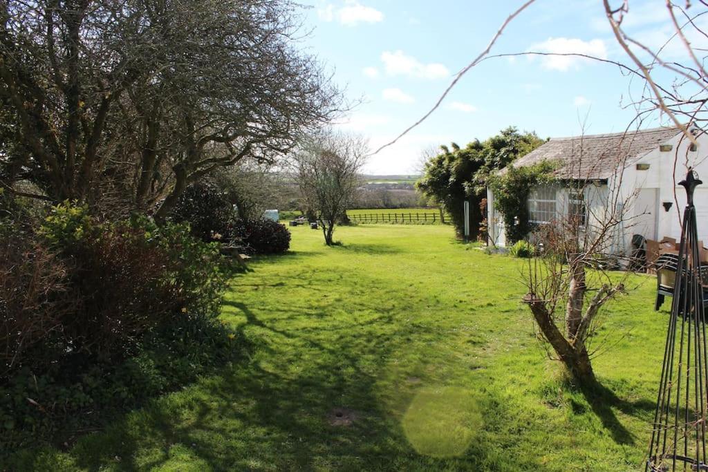 Cozy Country Cottage With Beautiful Rural Views Ньюкі Екстер'єр фото